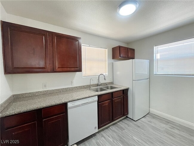 Building Photo - 2801 N Rainbow Blvd