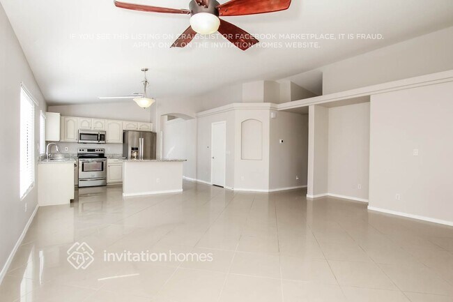 Foto del edificio - 17749 N 113th Ave