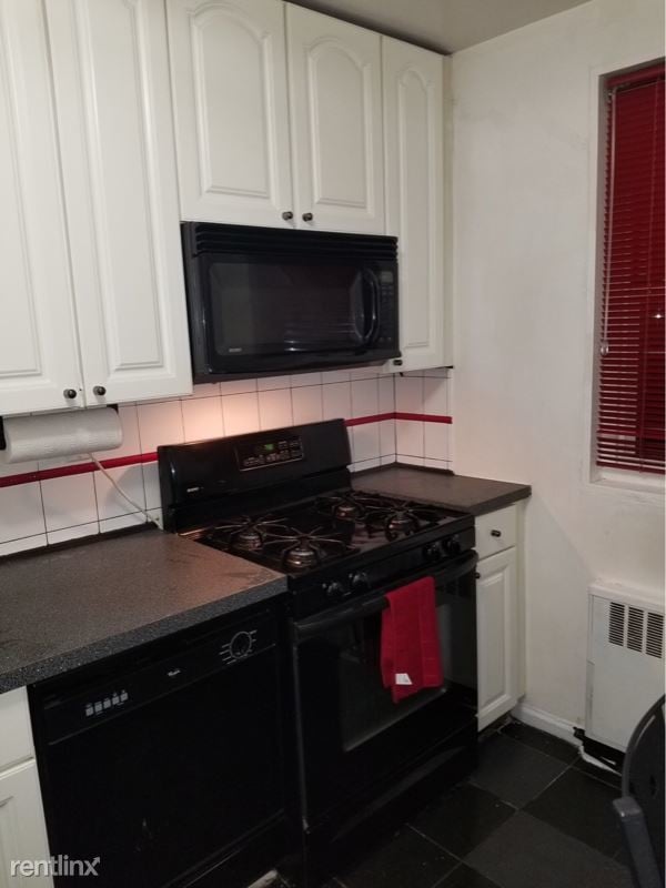 Building Photo - 1 br, 1 bath Cooperative - 131-25 234 Street