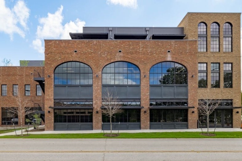 Edificio de uso mixto, estilo almacén - RiverPlace Lofts