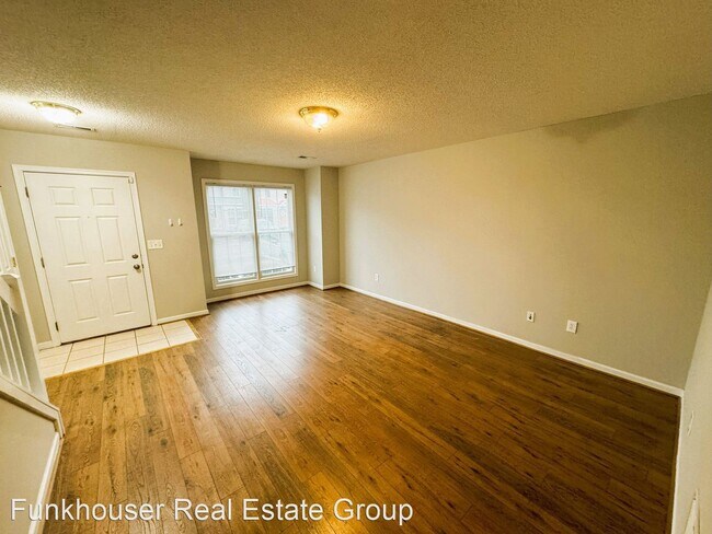 Building Photo - 3 br, 2.5 bath House - 1038 Alexander Hami...