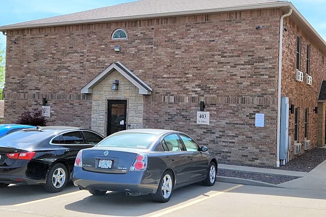 Primary Photo - 405 N Olive St