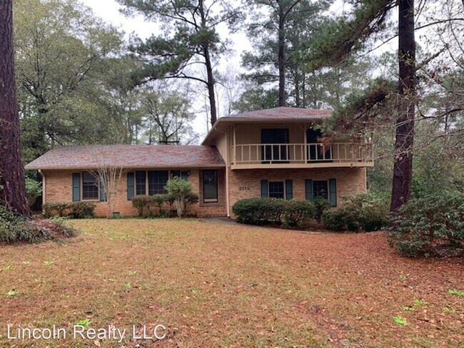 Building Photo - 4 br, 3 bath House - 2118 Lakeshore Dr