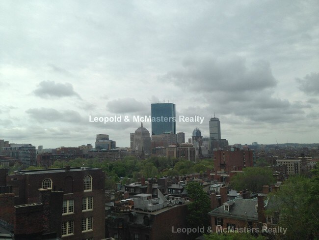 Building Photo - Studio on Mount Vernon St., NO FEE