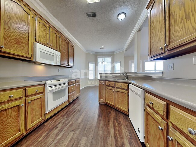 Foto del edificio - 7428 Acree Ln