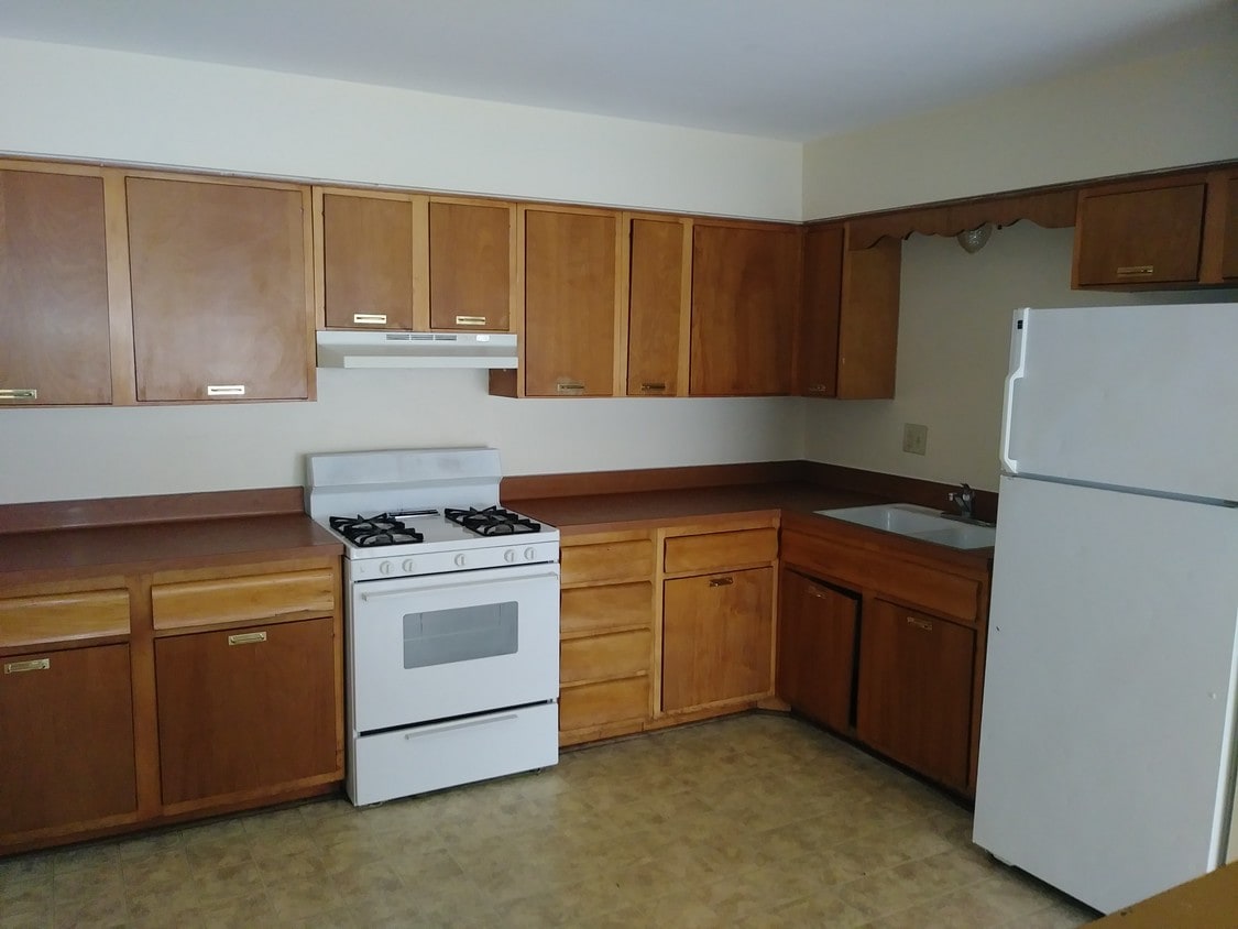 Primary Photo - 3432 Harrison Ave