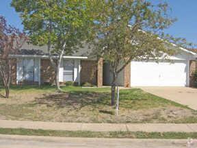 Building Photo - 2609 Herring Cir