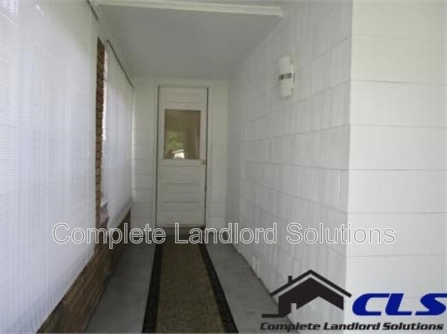 Foto del edificio - 1557 S 17th St
