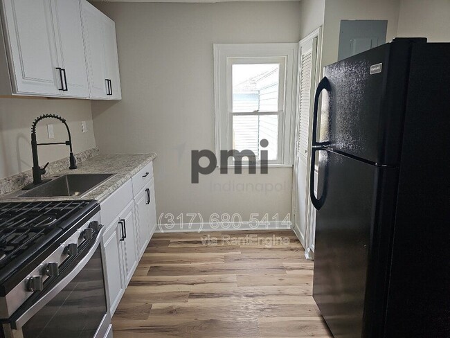 Foto del edificio - 303 S Fleming St