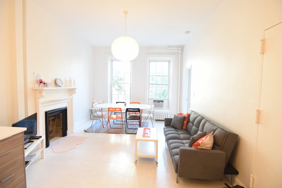 Primary Photo - 168 West 130th Street