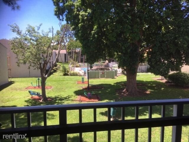 Building Photo - 1 br, 1 bath Apartment - 3226 Granada Pl