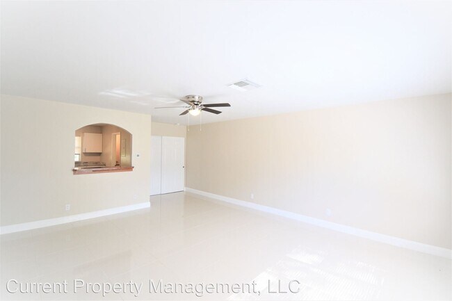 Building Photo - 3229 Collee Ct