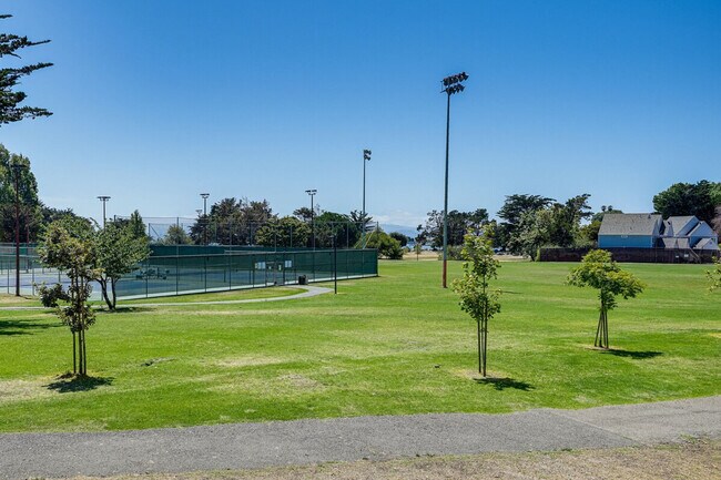 Foto del edificio - 1334 8th St