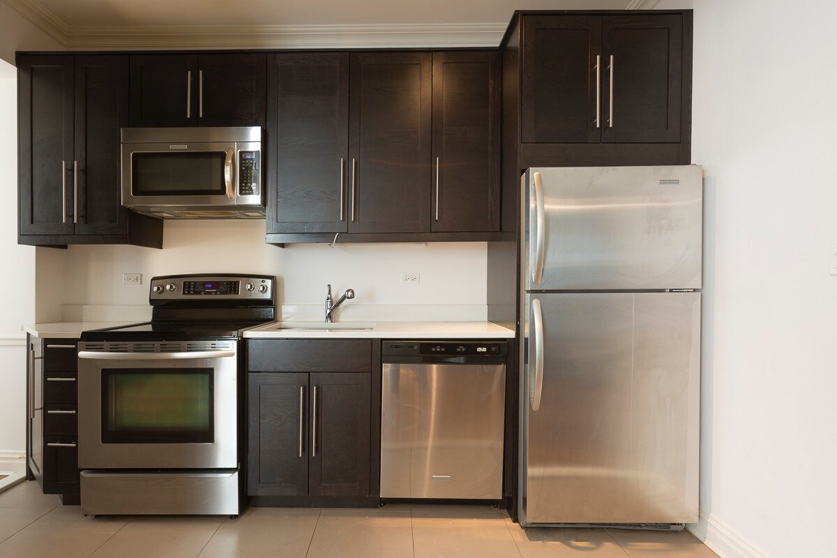 Primary Photo - 118 Washington Pl