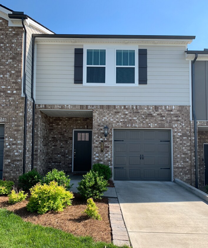 537 Stovall Ln, Columbia, TN 38401 Townhome Rentals in Columbia TN