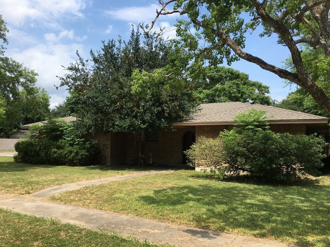 10717 Emmond Loop, CORP CHRISTI, TX 78410 House Rental in CORP