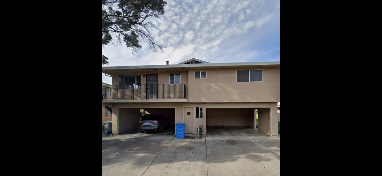 Foto principal - Two Bedroom Condo for Rent in Vacaville