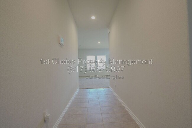 Building Photo - 713 Spaulding St