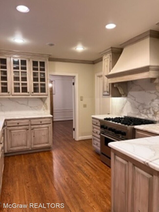 Foto del edificio - 4 br, 3.5 bath House - 2141 E. 31st Place S.
