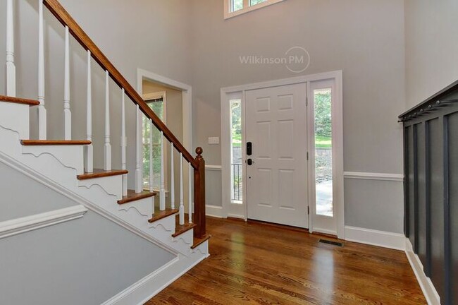Building Photo - 5 Bedroom/3.5 Bath home in Desirable Stone...