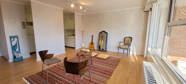 Building Photo - 135 Montgomery St