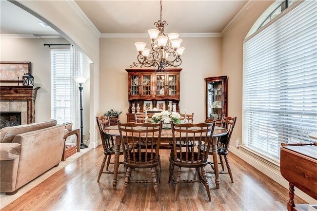 Building Photo - 9437 Merganser Dr