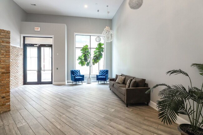 Foto del edificio - 680 N Milwaukee Ave