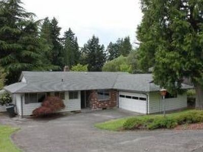 Building Photo - 3147 Wildwood Dr