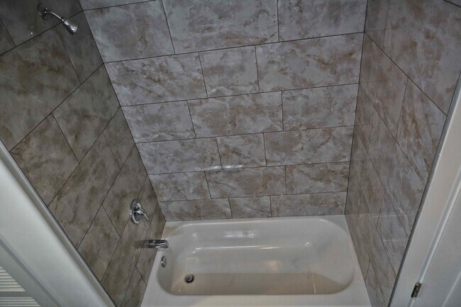 Foto del edificio - 4609 E C St