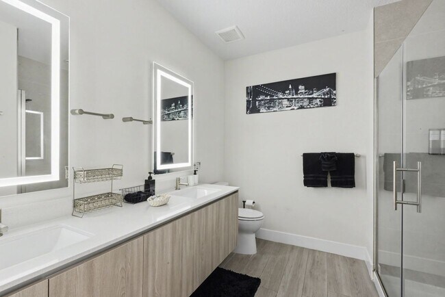 Foto del edificio - 17416 Hidden Forest Dr