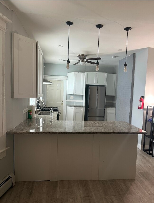 Building Photo - 19 Dodd St