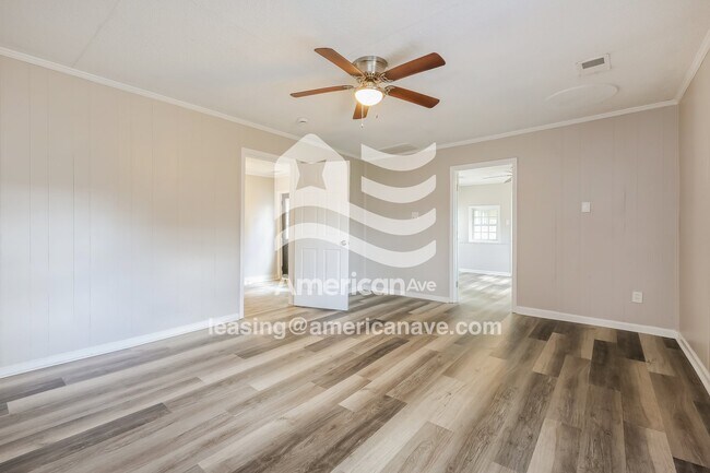 Foto del edificio - 675 Hammett Store Rd