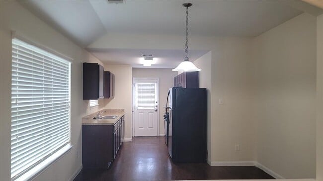 Building Photo - 6114 El Granate Dr