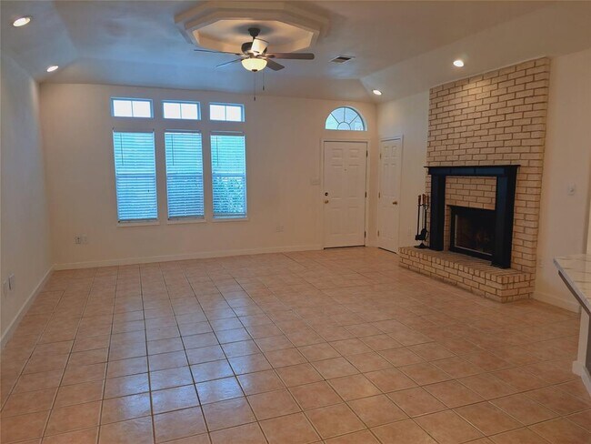 Building Photo - 21604 Boggy Ford Rd