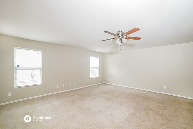 Building Photo - 5458 Fairway Forest Dr