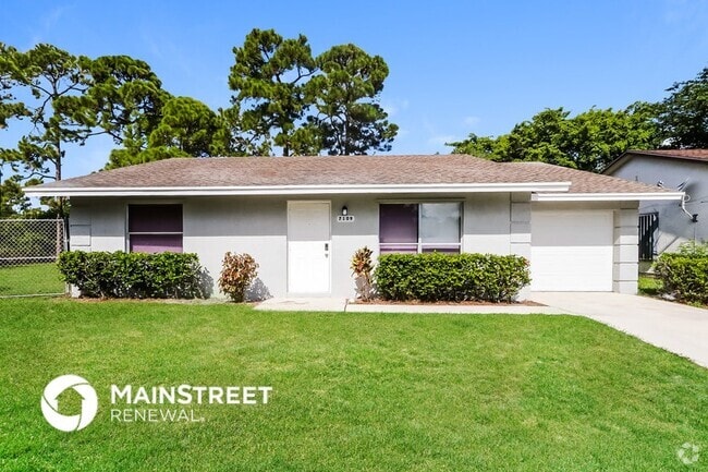 Building Photo - 7109 Glenwood Dr