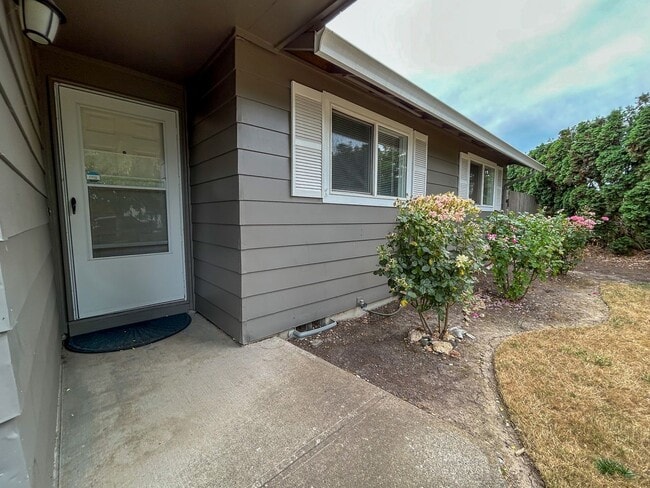 Foto del edificio - 4998 Arrowood Ct SE