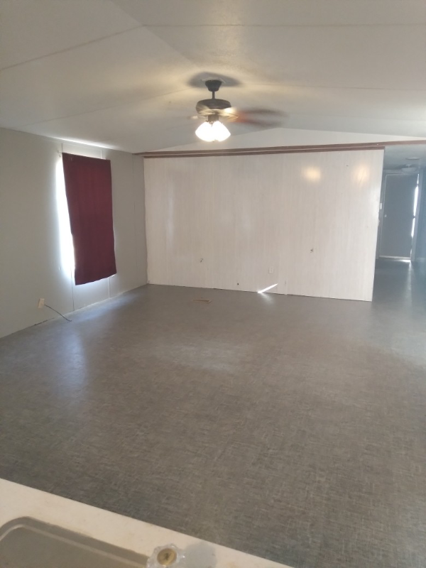 Building Photo - 108 N Austin Ave