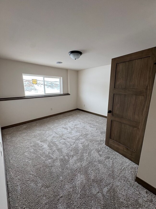 Building Photo - 234 E Randall Rd