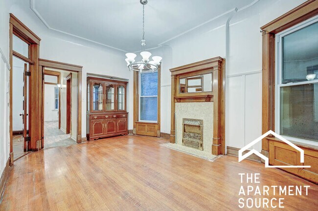 Foto del edificio - 4736 S Prairie Ave