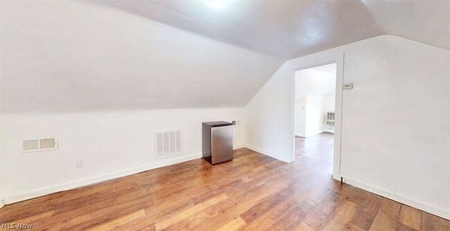 Building Photo - 3428 Altamont Ave