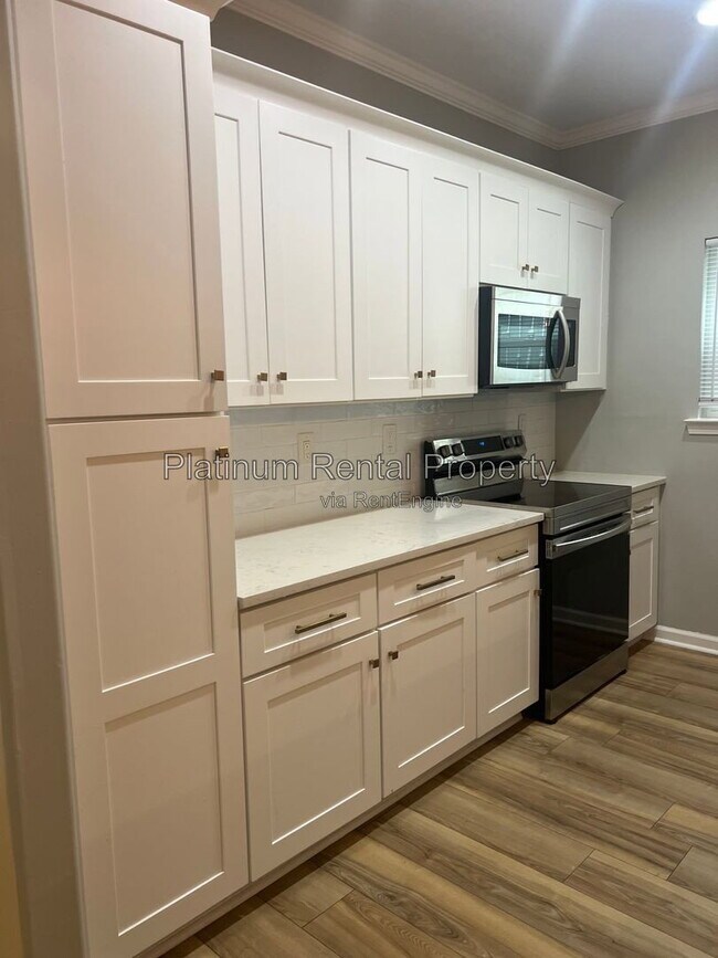 Foto del edificio - 223 Fletcher St SW