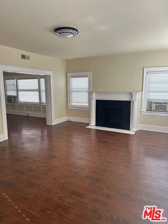 Foto del edificio - 1404 S St Andrews Pl