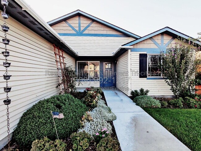 Building Photo - 5825 Sidon Ln