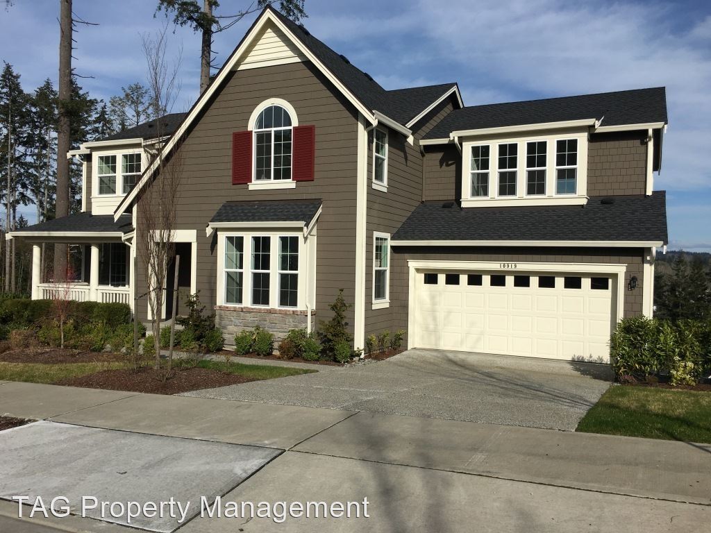 5 br, 3.5 bath House 10919 NE 194th Dr House for Rent in Bothell