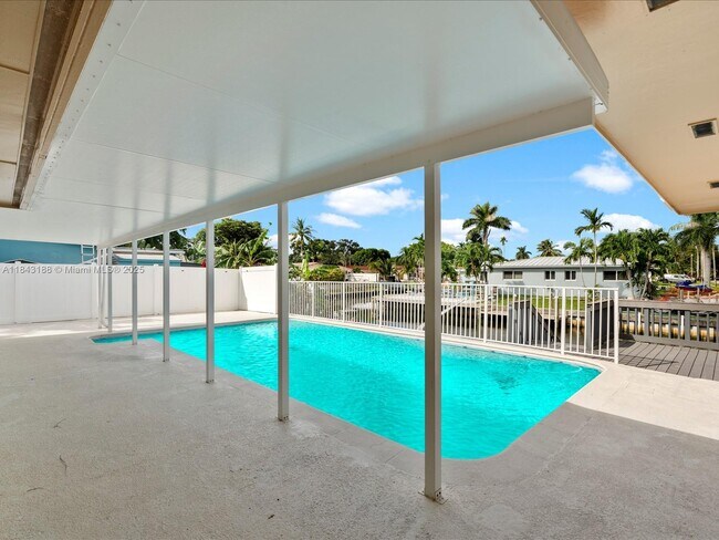 Building Photo - 1501 SW 57th Ave
