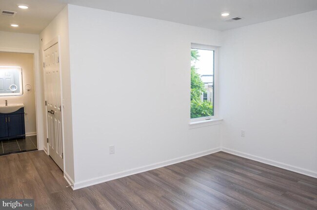 Foto del edificio - 2333 Germantown Ave