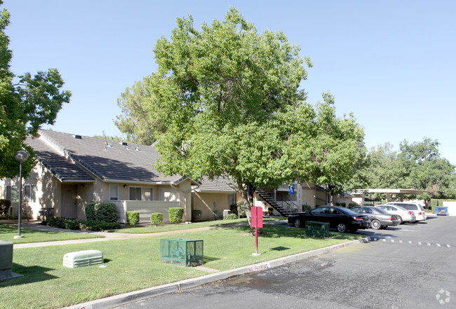 Foto del edificio - Alderwood Apartments