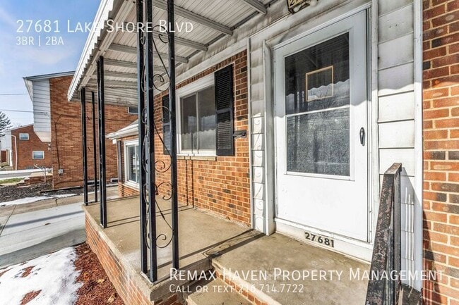 Foto del edificio - 27681 Lake Shore Blvd-