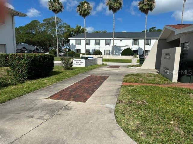 Building Photo - 2301 W Bay Dr